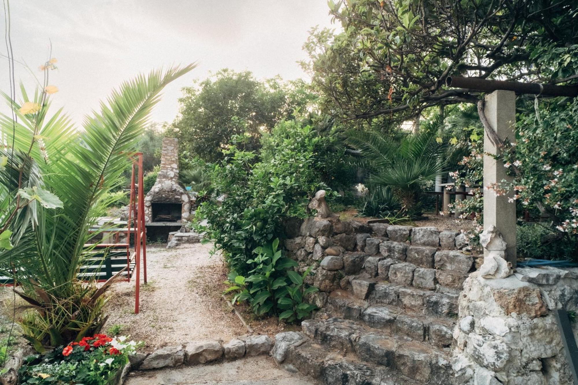 Old Stone House